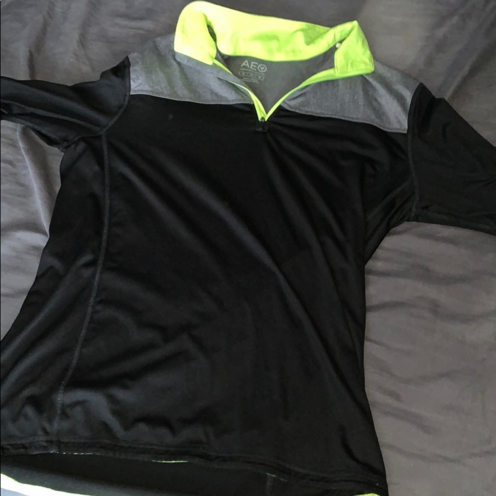 American Eagle Mens Medium Athletic Long Sleeve